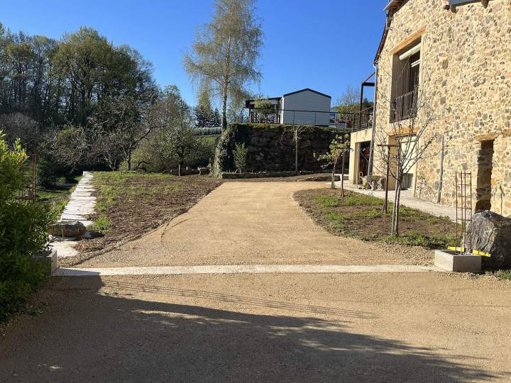 Création chemin d'accès Villefranche-de-Rouergue